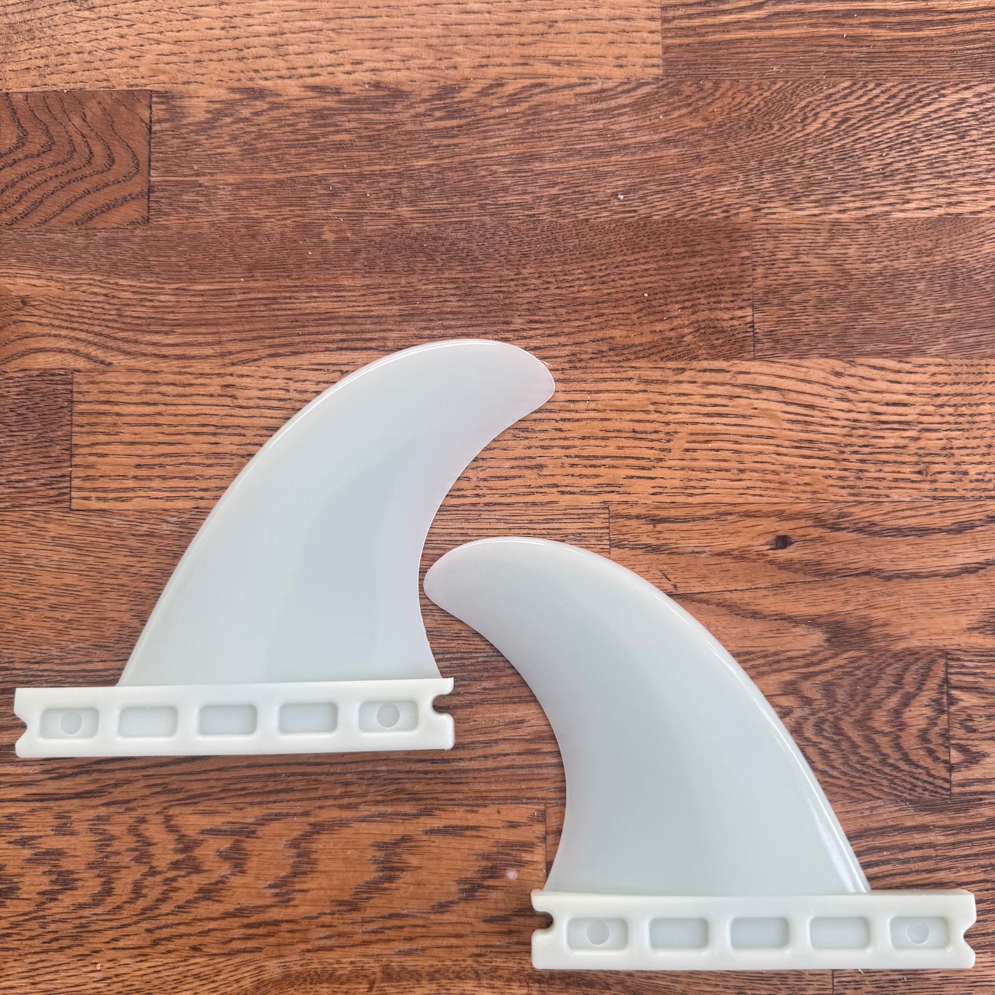 STCo. Basic Fin + Side Bites - Off White