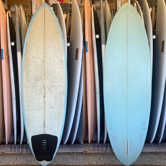 5'9" Shortboard Surfboard - 34L