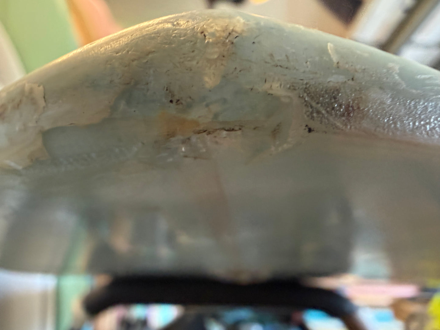 5'9" Shortboard Surfboard - 34L